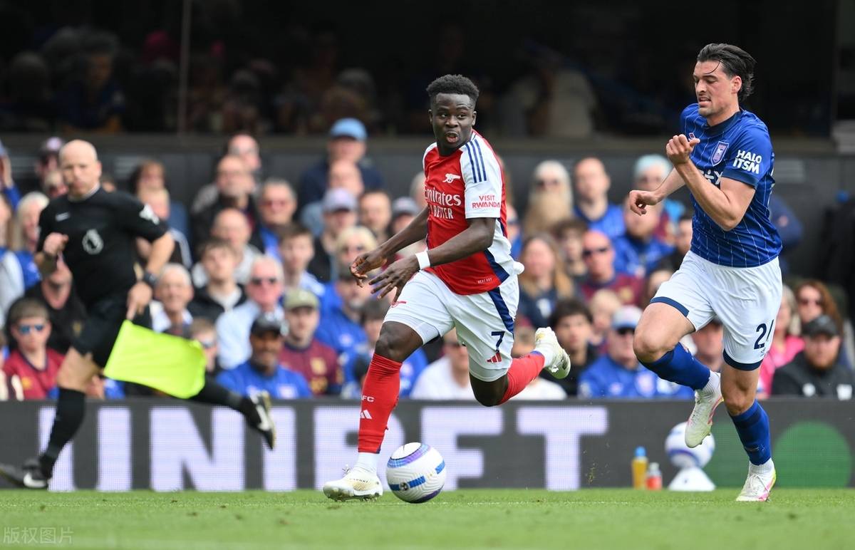 阿森纳客场战平水晶宫，遭遇连平的简单介绍