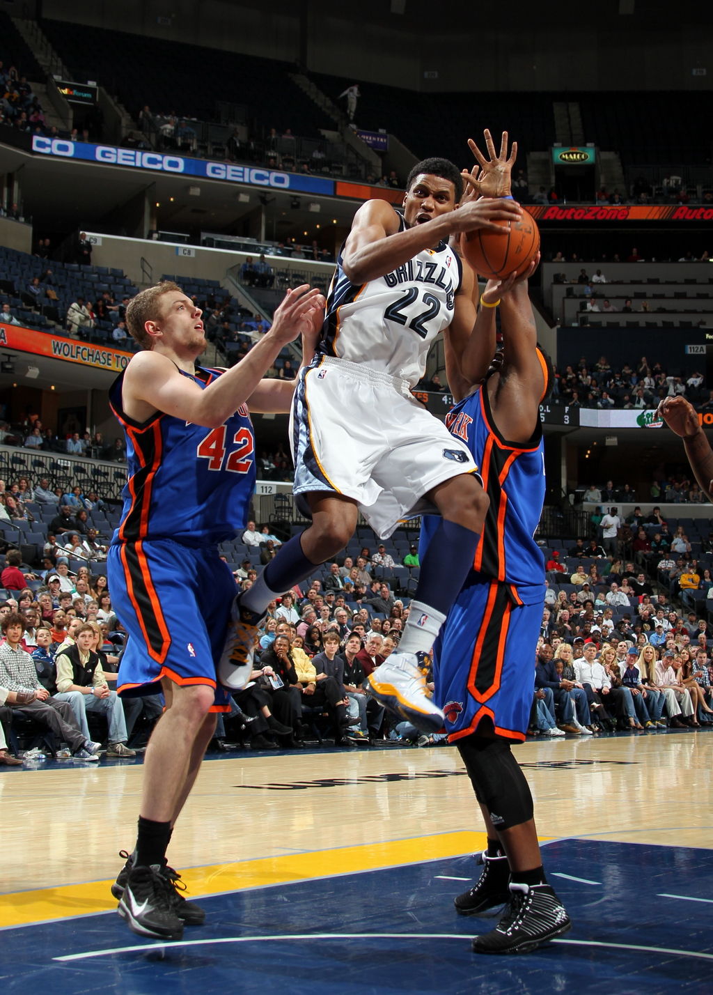 公牛重返胜利轨道,全队防守出色卡位的简单介绍 公牛重返胜利轨道,全队防守出色卡位的简单介绍