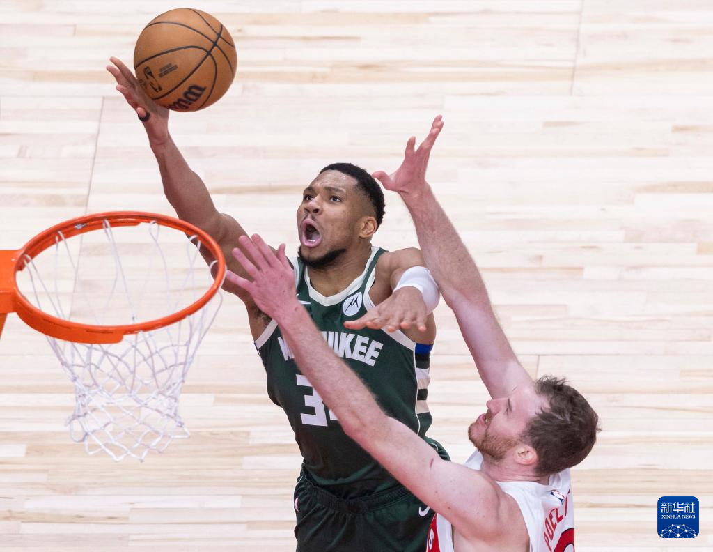 公鹿不敌猛龙，字母哥缺阵