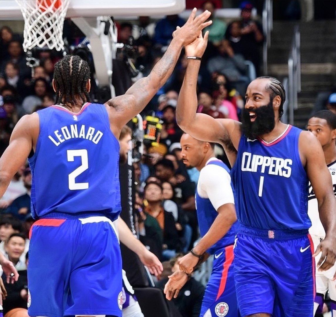 快船全队状态回暖，迎来四连胜