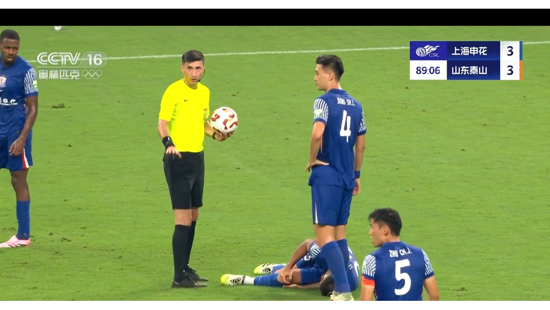 关于申花取胜建业，获胜后暂位联赛亚军的信息