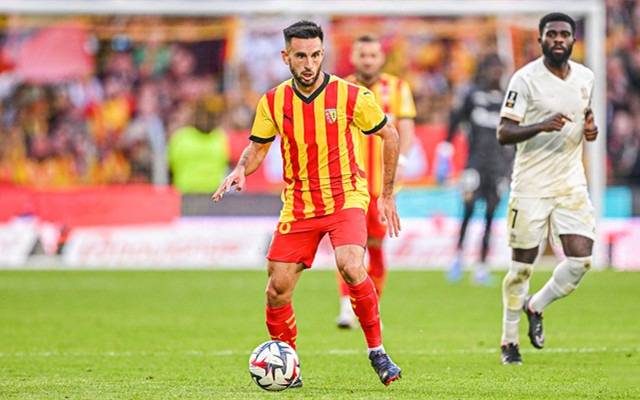 九游体育app下载-朗斯在客场不敌雷恩，遭遇克星