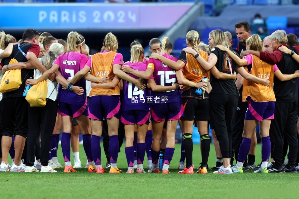 德国女足队员表现出色，将进入决赛